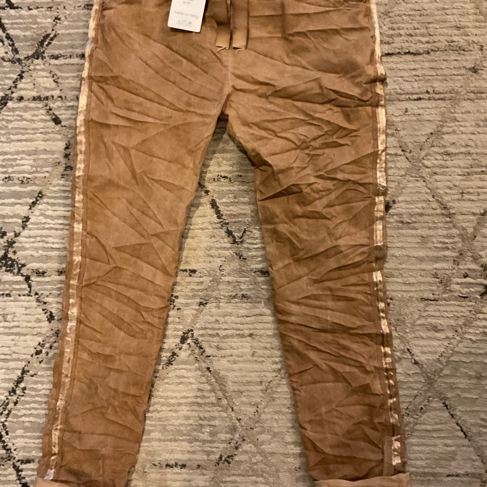 Women's Tan Leggings with Side Stripes